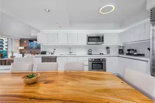102 24, Miami Beach, FL 33139 - Photo 10