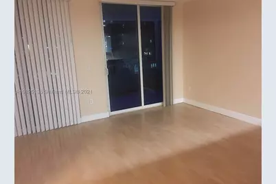 170 SE 14th #1407, Miami, FL 33131 - Photo 4