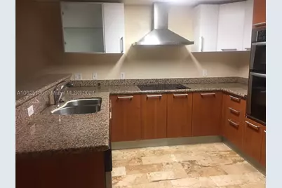 170 SE 14th #1407, Miami, FL 33131 - Photo 6