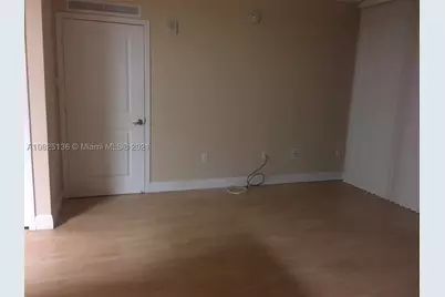 170 SE 14th #1407, Miami, FL 33131 - Photo 8
