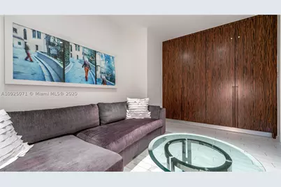 2201 Collins #828, Miami Beach, FL 33139 - Photo 20