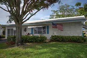 2201 Collins, Miami Beach, FL 33139 - Photo 32