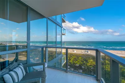 2201 Collins #828, Miami Beach, FL 33139 - Photo 10