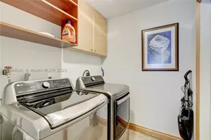 309 Oak, Hollywood, FL 33019 - Photo 46