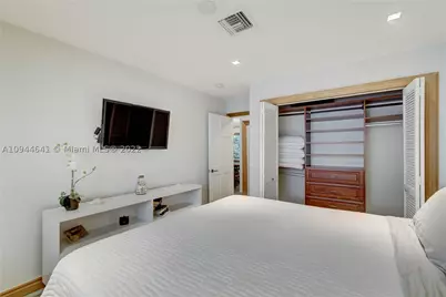 309 Oak, Hollywood, FL 33019 - Photo 44