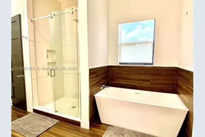 [Address not provided], Hollywood, FL 33019 - Photo 26