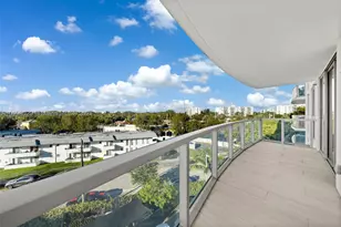 13800 Highland, North Miami Beach, FL 33181 - Photo 22