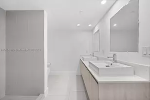 13800 Highland, North Miami Beach, FL 33181 - Photo 20