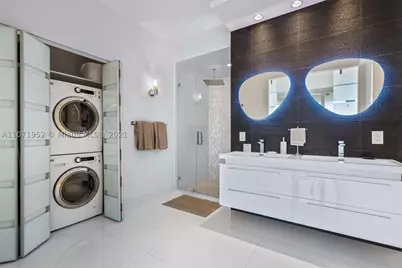 100 Lincoln #PH6, Miami Beach, FL 33139 - Photo 18
