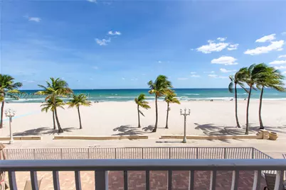 300 Oregon #204, Hollywood, FL 33019 - Photo 16