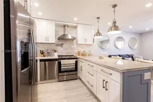 300 Oregon, Hollywood, FL 33019 - Photo 4