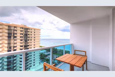 102 24th #1211, Miami Beach, FL 33139 - Photo 2
