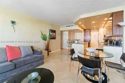 100 Lincoln #1533, Miami Beach, FL 33139 - Photo 2