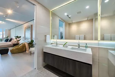 100 S Pointe #908, Miami Beach, FL 33139 - Photo 8