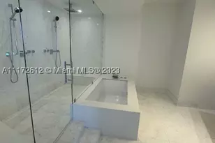18555 Collins, Sunny Isles Beach, FL 33160 - Photo 32