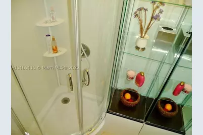 100 Lincoln #1642, Miami Beach, FL 33139 - Photo 18
