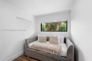 1025 Diplomat, Hollywood, FL 33019 - Photo 30