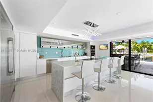 1025 Diplomat, Hollywood, FL 33019 - Photo 14