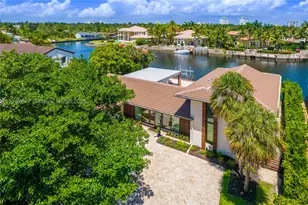 1025 Diplomat, Hollywood, FL 33019 - Photo 92