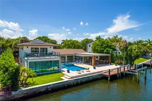 1025 Diplomat, Hollywood, FL 33019 - Photo 4