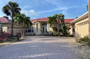 1524 Columbian, Punta Gorda, FL 33950 - Photo 1