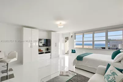100 Lincoln #940, Miami Beach, FL 33139 - Photo 18