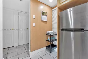 3401 N Country Club, Aventura, FL 33180 - Photo 8