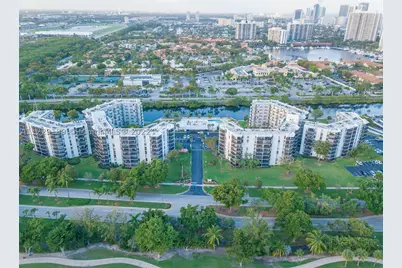 3401 N Country Club #406, Aventura, FL 33180 - Photo 30