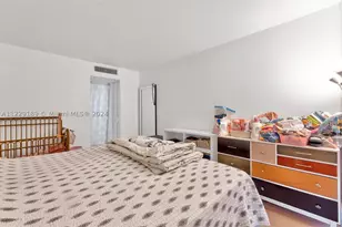 3401 N Country Club, Aventura, FL 33180 - Photo 12