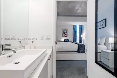 151 SE 1st #809, Miami, FL 33131 - Photo 34