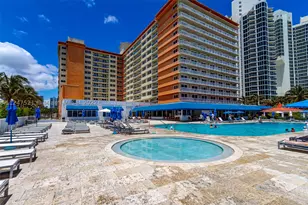 19201 Collins, Sunny Isles Beach, FL 33160 - Photo 20
