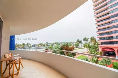 5161 Collins #404, Miami Beach, FL 33140 - Photo 20