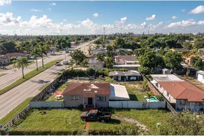 782 E 37th, Hialeah, FL 33013 - Photo 44