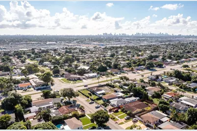 782 E 37th, Hialeah, FL 33013 - Photo 40