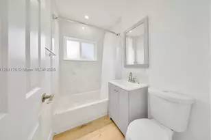 782 E 37th, Hialeah, FL 33013 - Photo 18