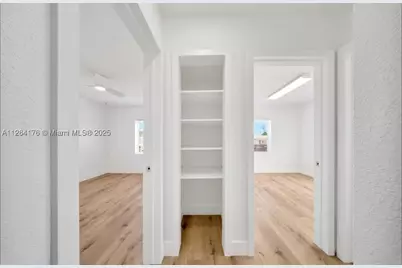 782 E 37th, Hialeah, FL 33013 - Photo 12