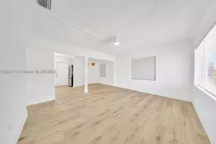 782 E 37th, Hialeah, FL 33013 - Photo 10