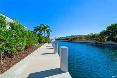 2950 NE 164th, North Miami Beach, FL 33160 - Photo 10