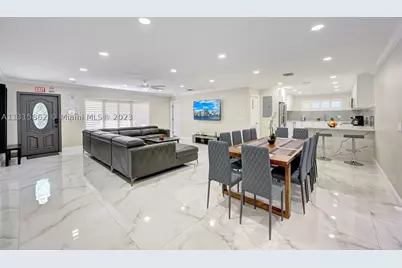 1307 Rodman, Hollywood, FL 33019 - Photo 10