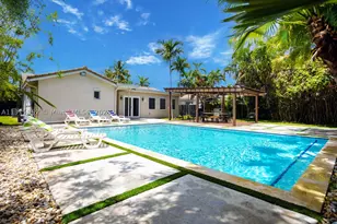 1307 Rodman, Hollywood, FL 33019 - Photo 1