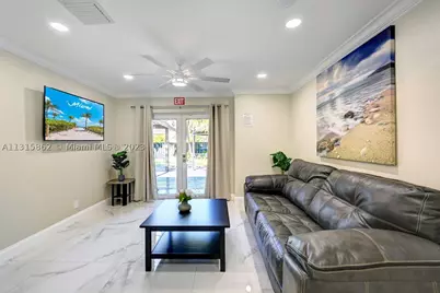 1307 Rodman, Hollywood, FL 33019 - Photo 12