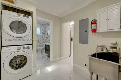 1311 Rodman, Hollywood, FL 33019 - Photo 36