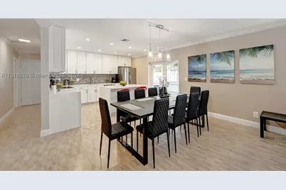 825 Harrison, Hollywood, FL 33019 - Photo 8