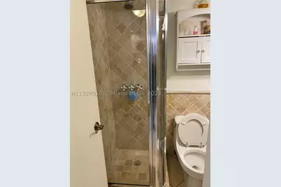 [Address not provided], Hollywood, FL 33019 - Photo 14