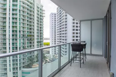 1300 Brickell Bay #1608, Miami, FL 33131 - Photo 10