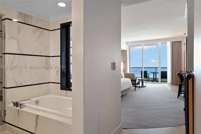 4391 Collins #1911/1909/1910/1912, Miami Beach, FL 33140 - Photo 4