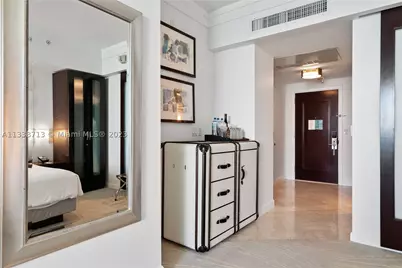 4391 Collins #1911/1909/1910/1912, Miami Beach, FL 33140 - Photo 20