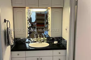 100 Lincoln, Miami Beach, FL 33139 - Photo 24