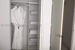 [Address not provided], Hallandale Beach, FL 33009 - Photo 10