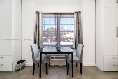 7300 Ocean #110, Miami Beach, FL 33141 - Photo 6